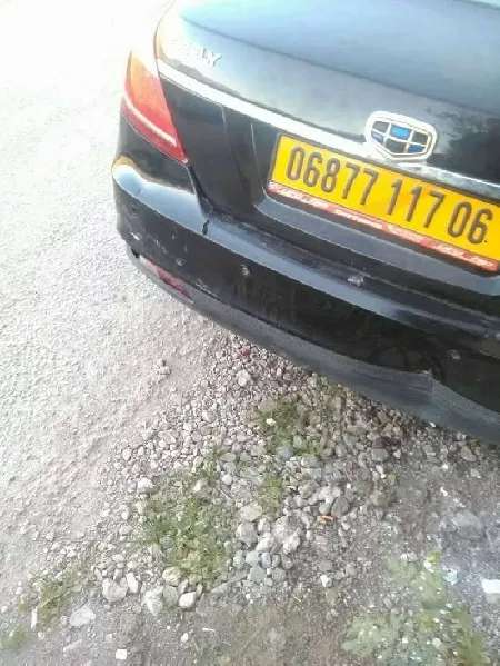 geely accidentée 2017