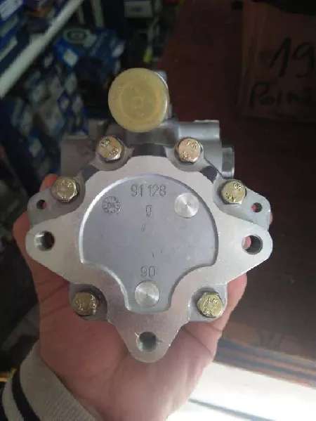 Pompe de direction assistée Audi A4