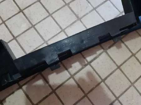 Grille inférieure VOLKSWAGEN GOLF 6 2008-2012