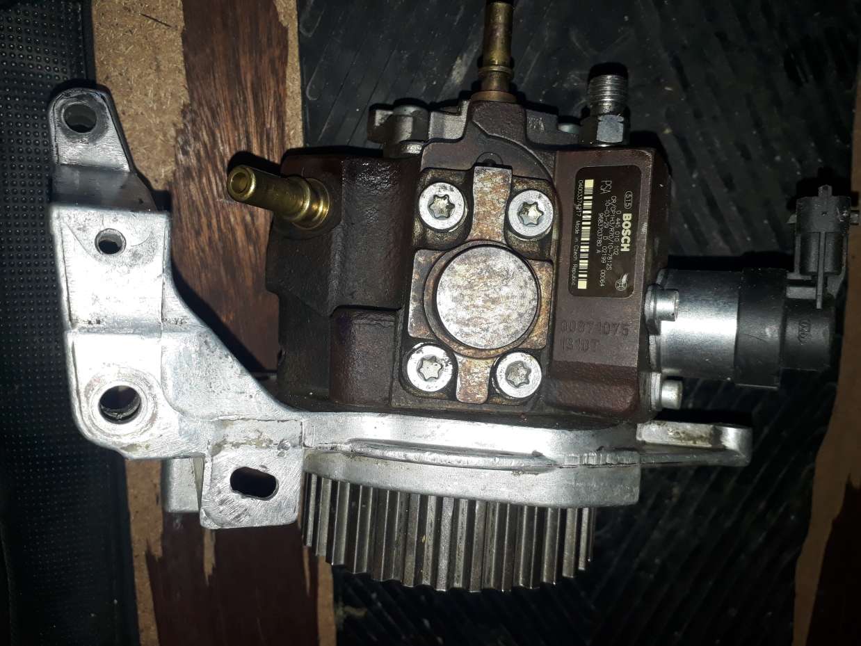 Piece pour moteur 1.6 hdi