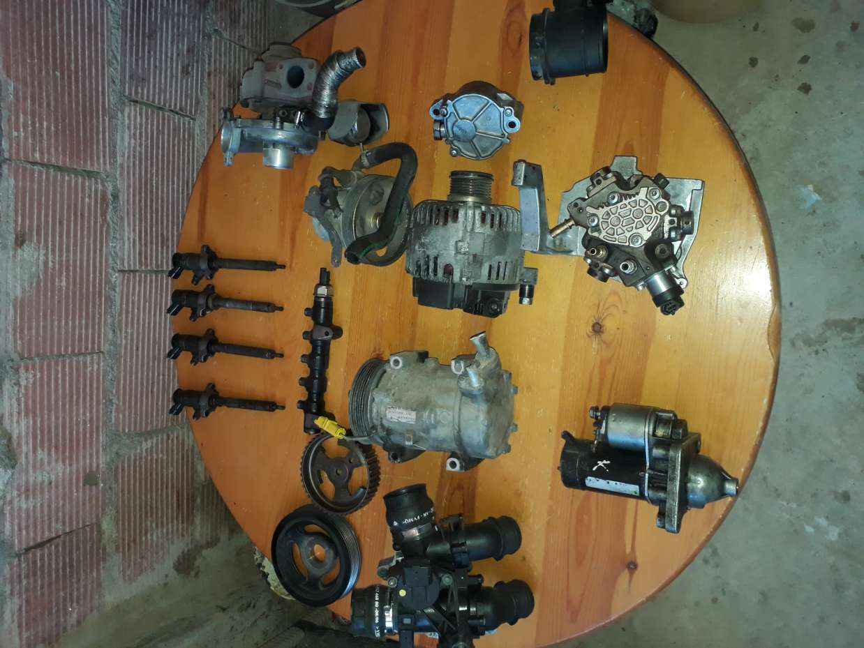 Piece pour moteur 1.6 hdi