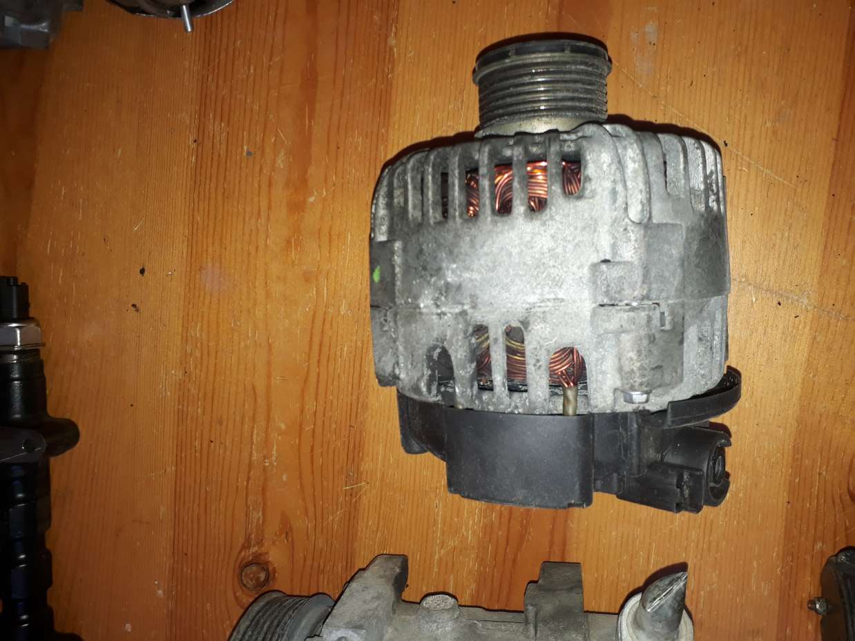 Piece pour moteur 1.6 hdi