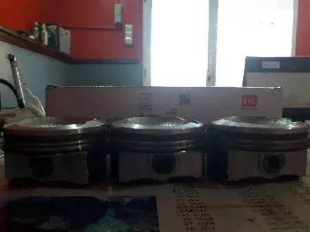 Pistons et segments marque NE 0.50