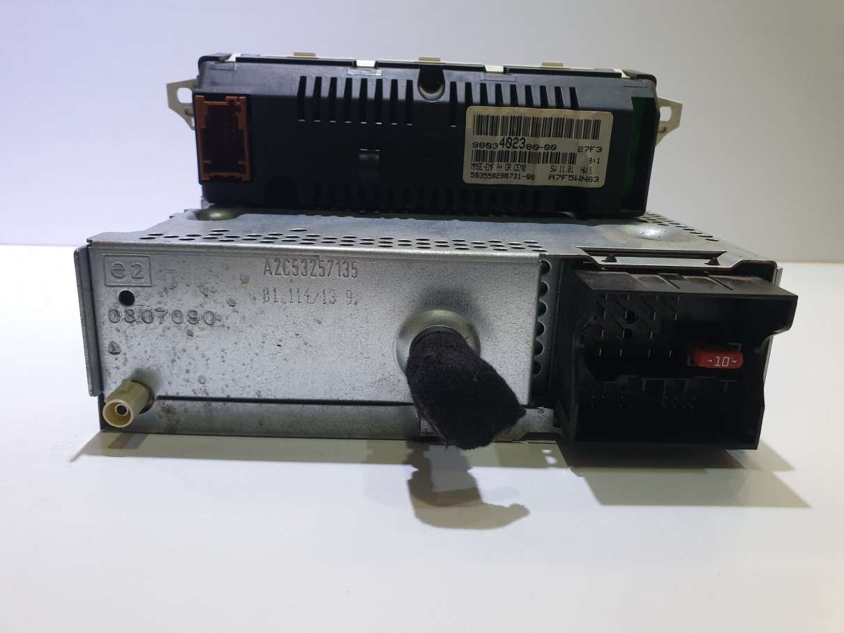 Radio auto avec afficheur original Peugeot Citroën