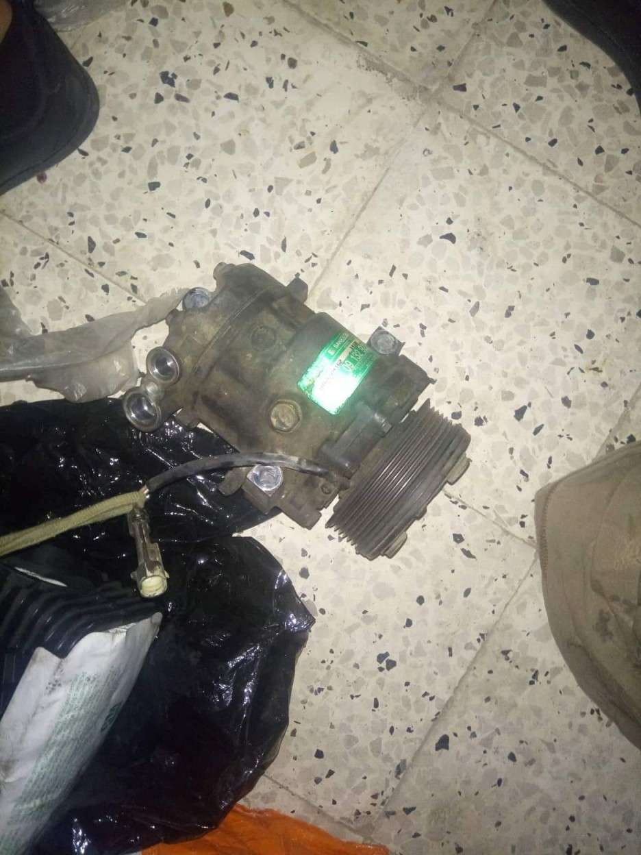 Pièce de Opel zaphira 2.0l