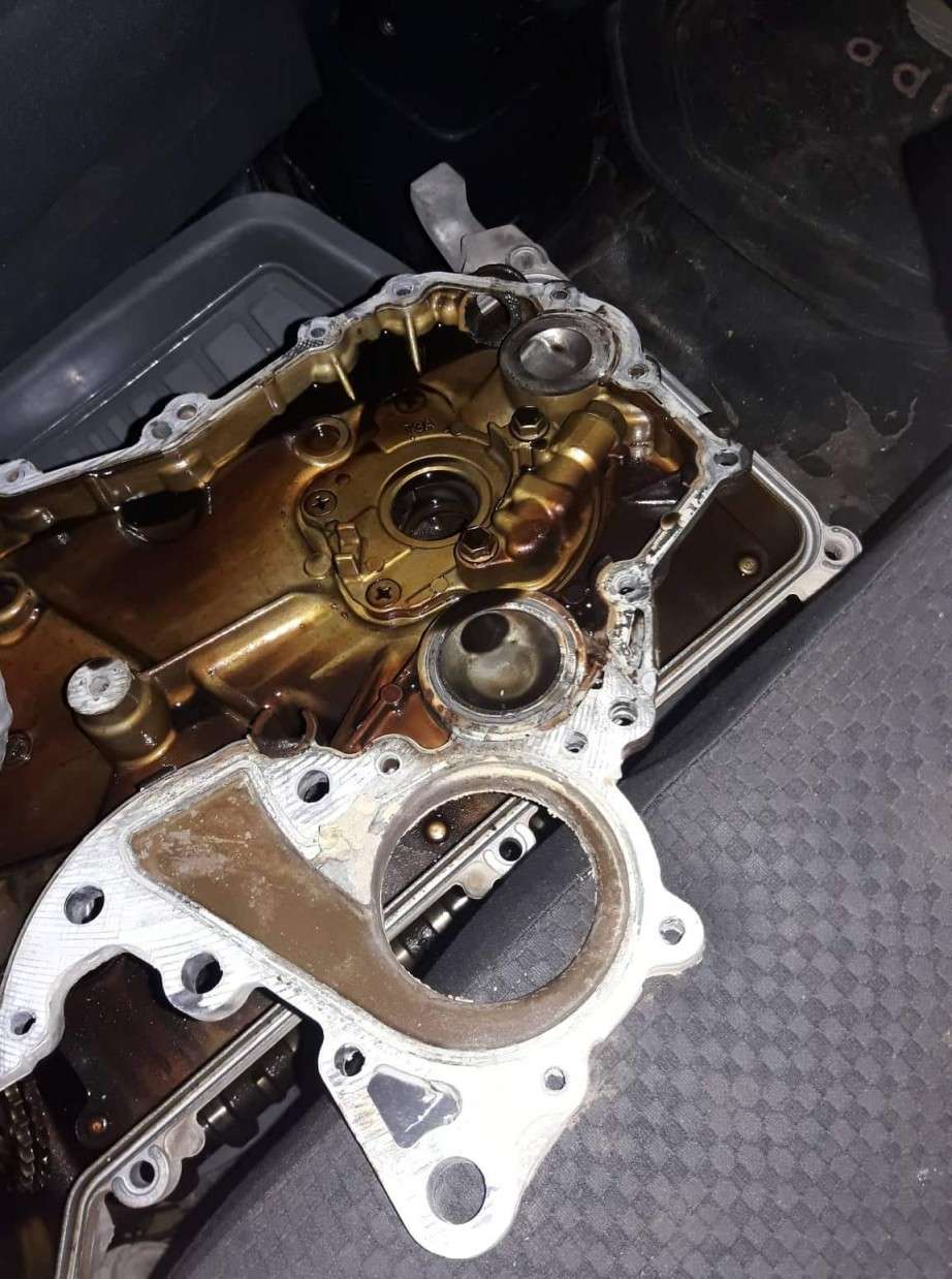 Pompe huile Toyota yaris 2008