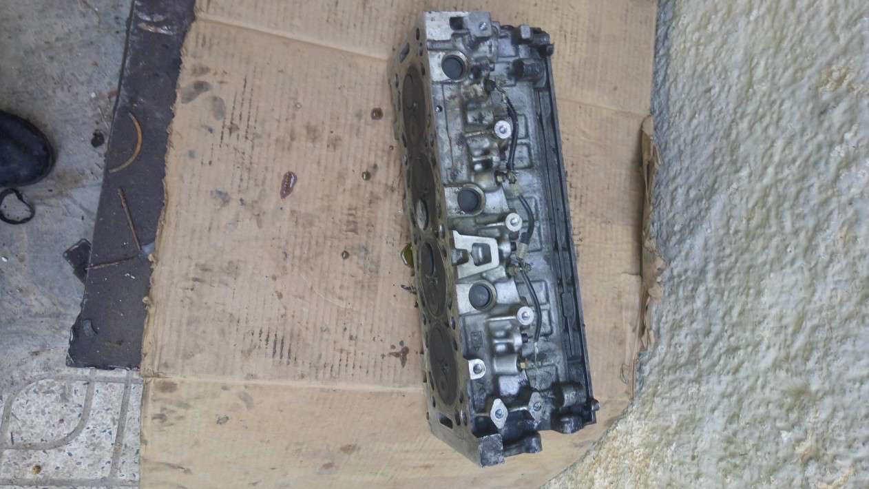 Culasse 406 HDi 2.0 et Culasse 406 la 8 turbo