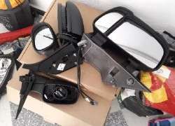Divers pieces