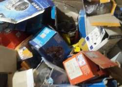 Lot de pieces plus de 30 mille pieces